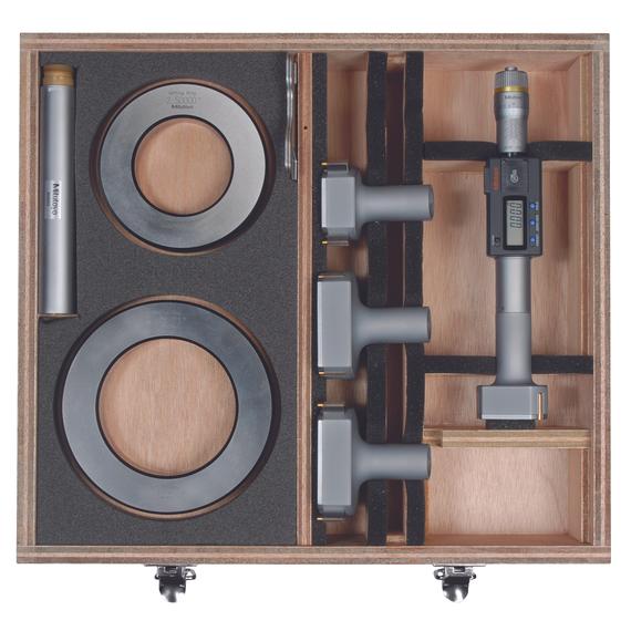 MITUTOYO 468-979 Digital 3-Point Internal Micrometer Set 2-4", Interchange. Head IP65, TIN