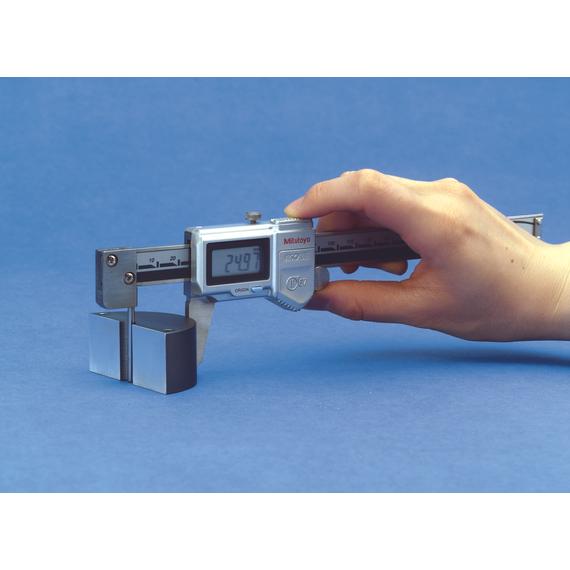 MITUTOYO 573-761-20 Digital ABS Tube Thickness Caliper Inch/Metric, 0-6", IP67, Thumb Roller